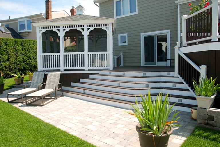 Long Island Decking | Long Island Deck Builders